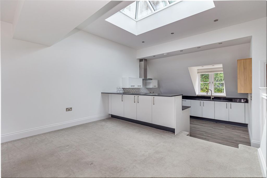 Additional image 23 of 3 bed flat for saleHolywell Road, Malvern WR14