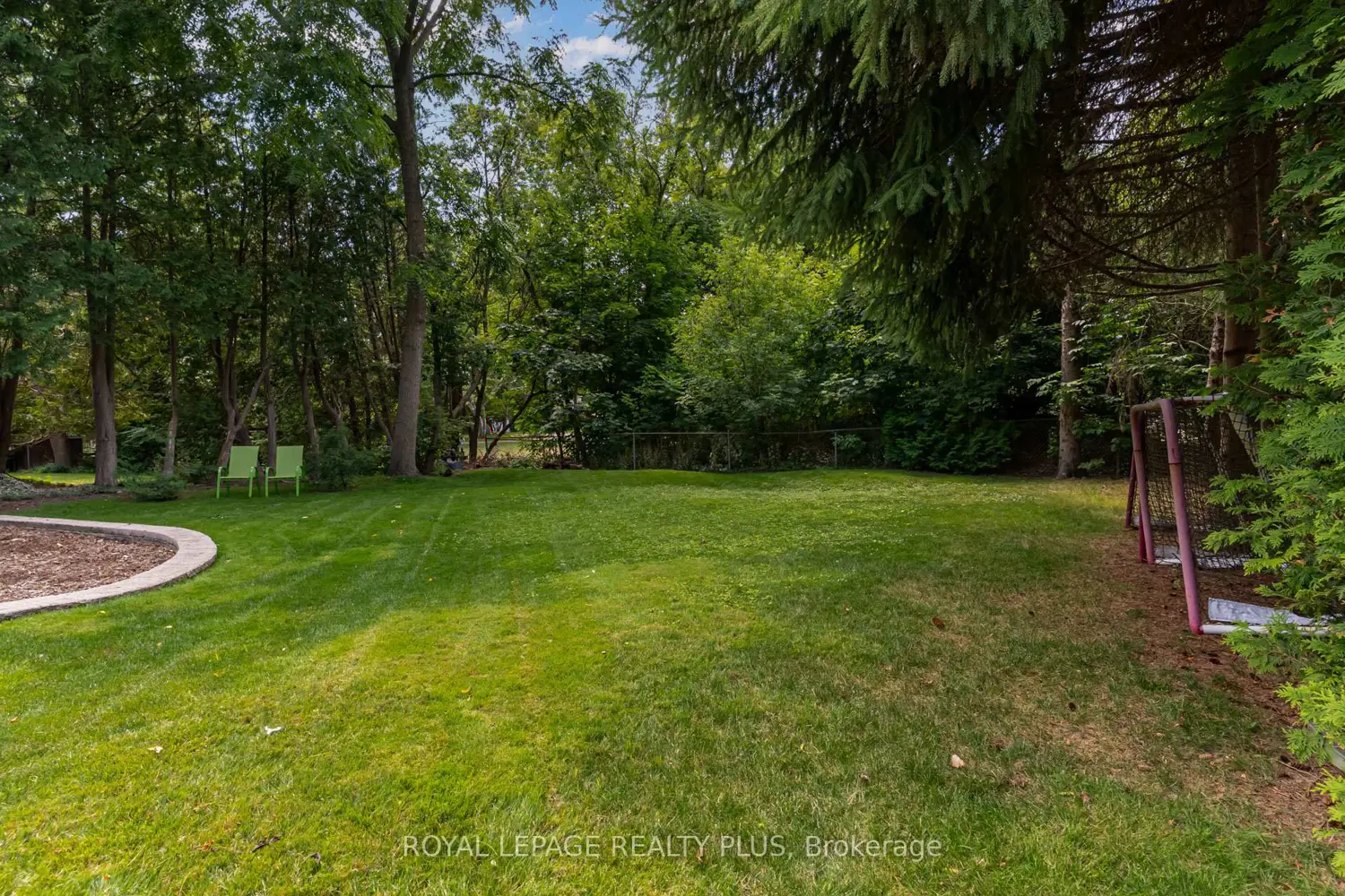 Additional image 13 of 2530 Jarvis Street