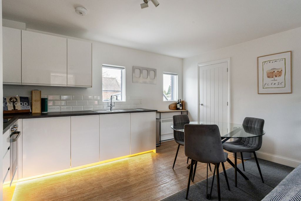 Additional image 2 of 2 bed flat for saleBewick Mews, Hungerford RG17