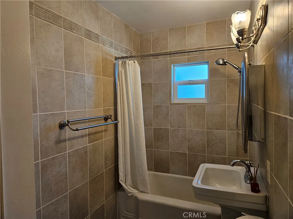 Additional image 53 of 18237 Valley Vista Boulevard, Tarzana, CA 91356