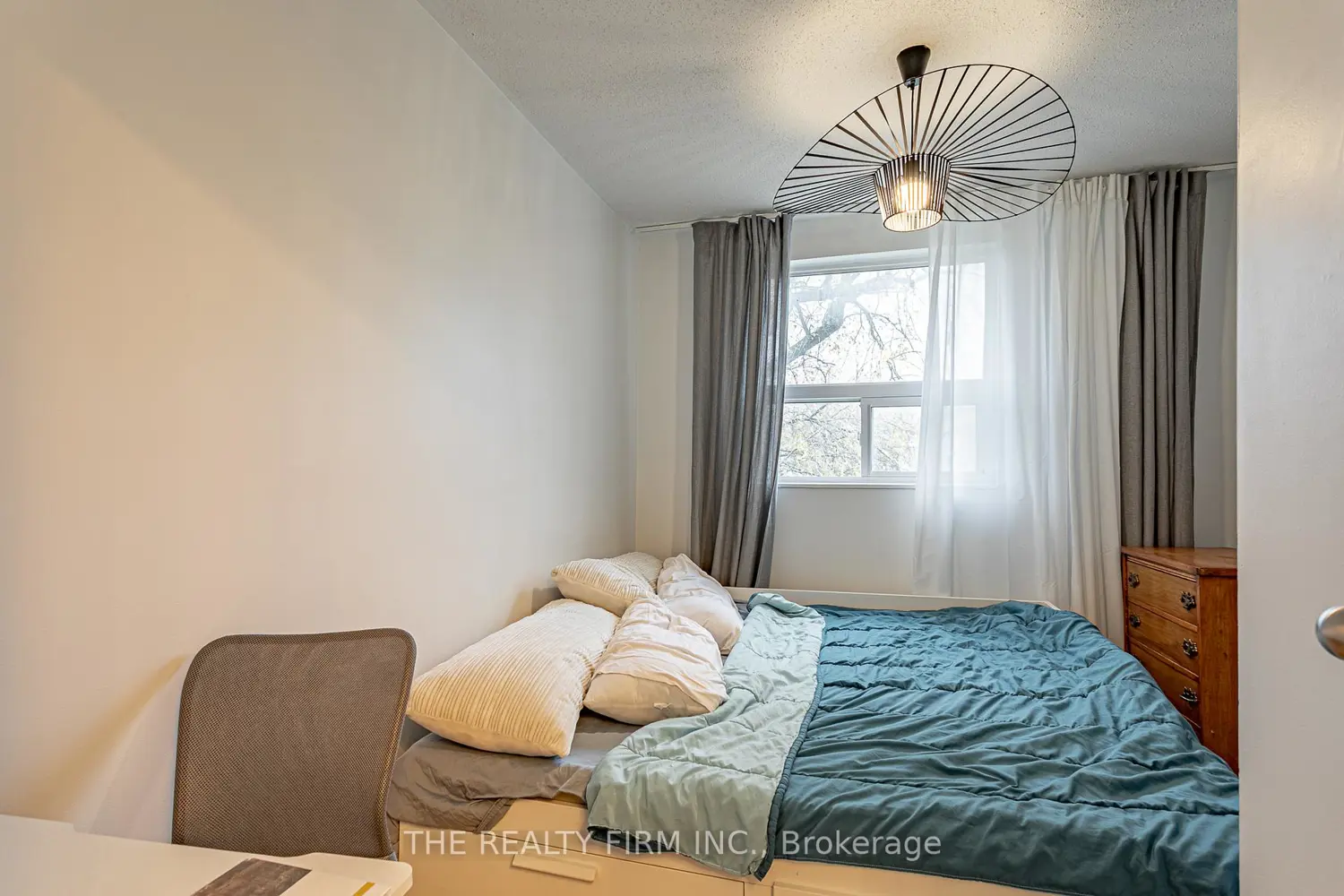 Additional image 11 of 271 Thames Street 12