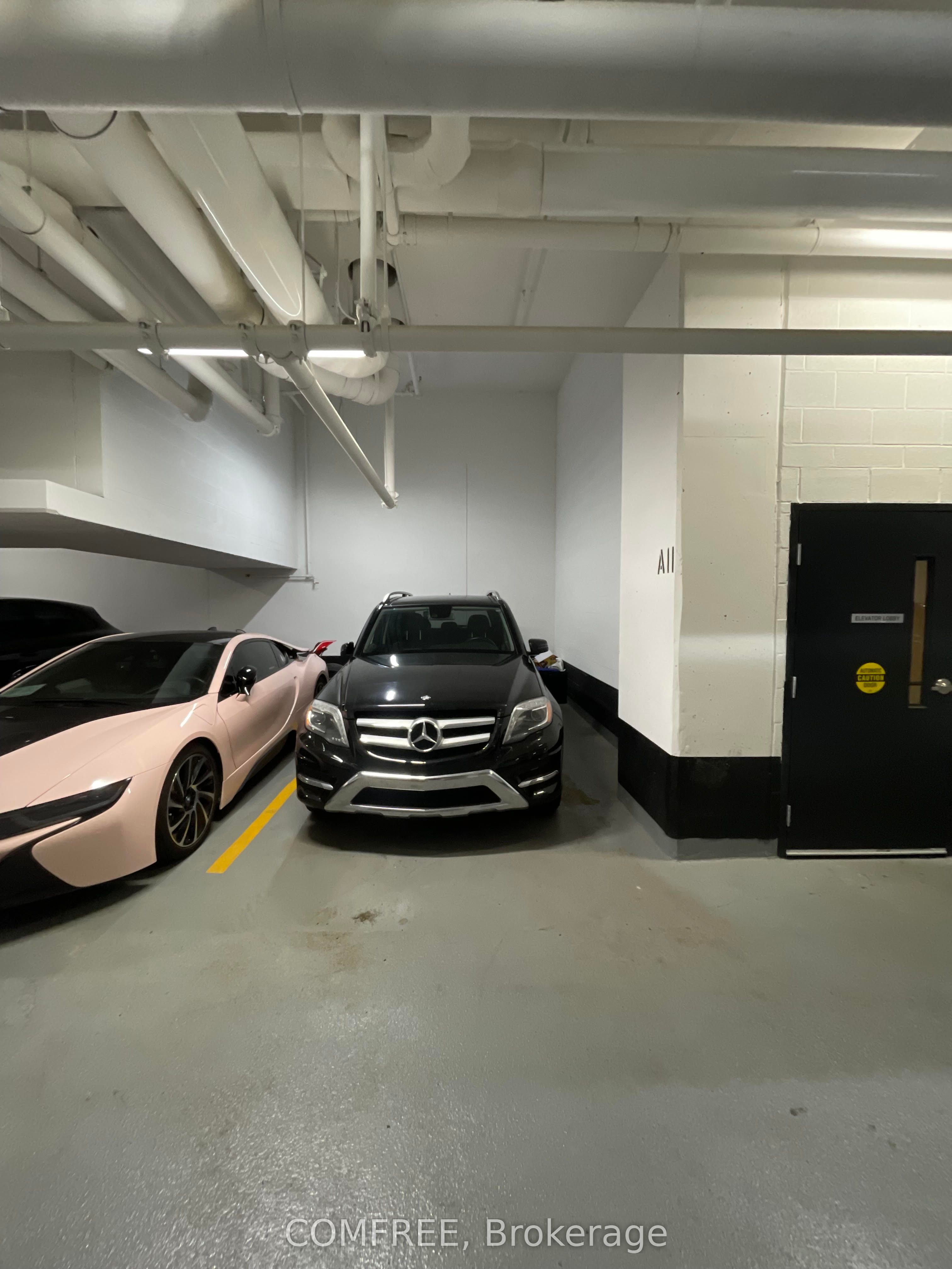 81 Wellesley Street E, Toronto, ON, M4Y 0C5