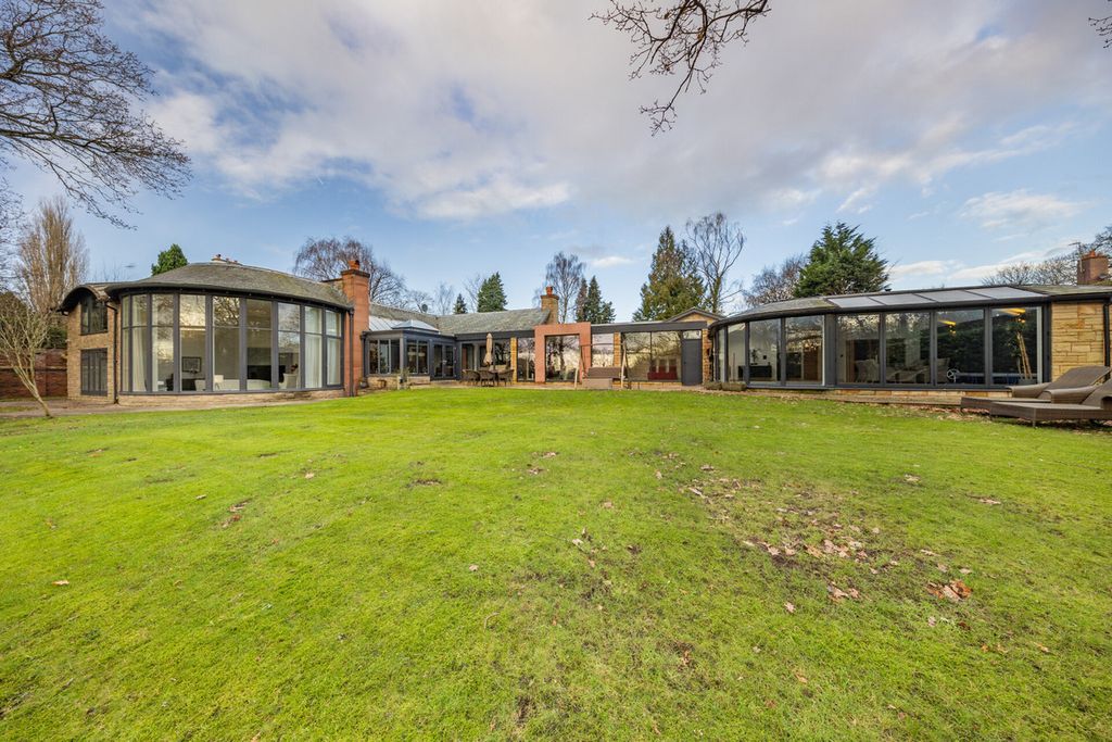 6 bed detached house for saleGrange Road Bowdon, Altrincham WA14