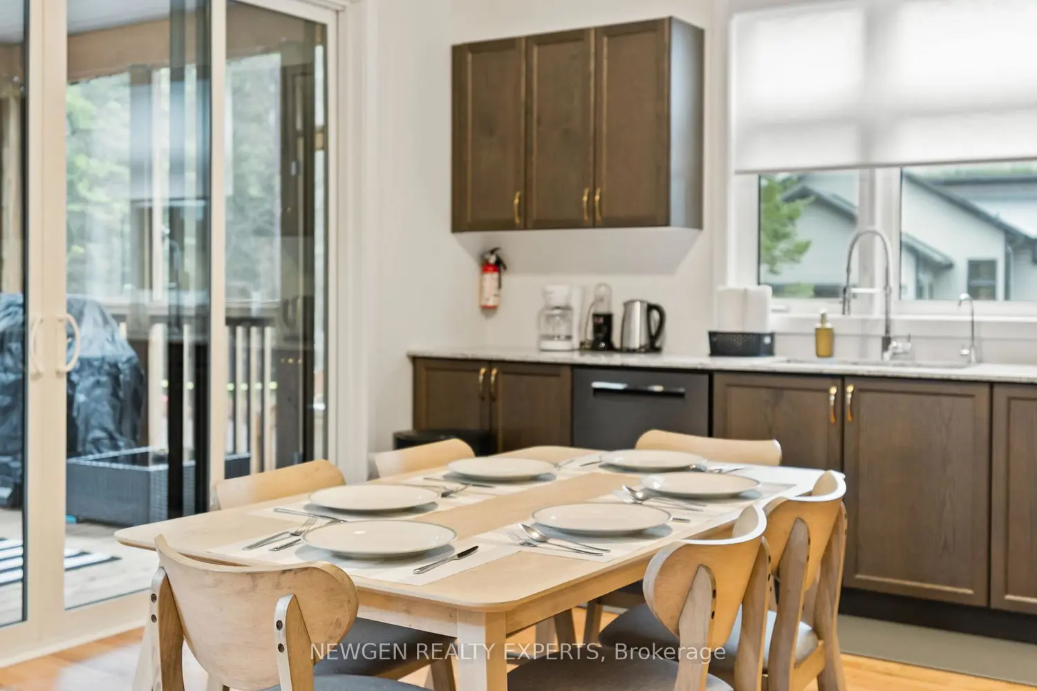 Additional image 8 of 1049 Greensview Drive