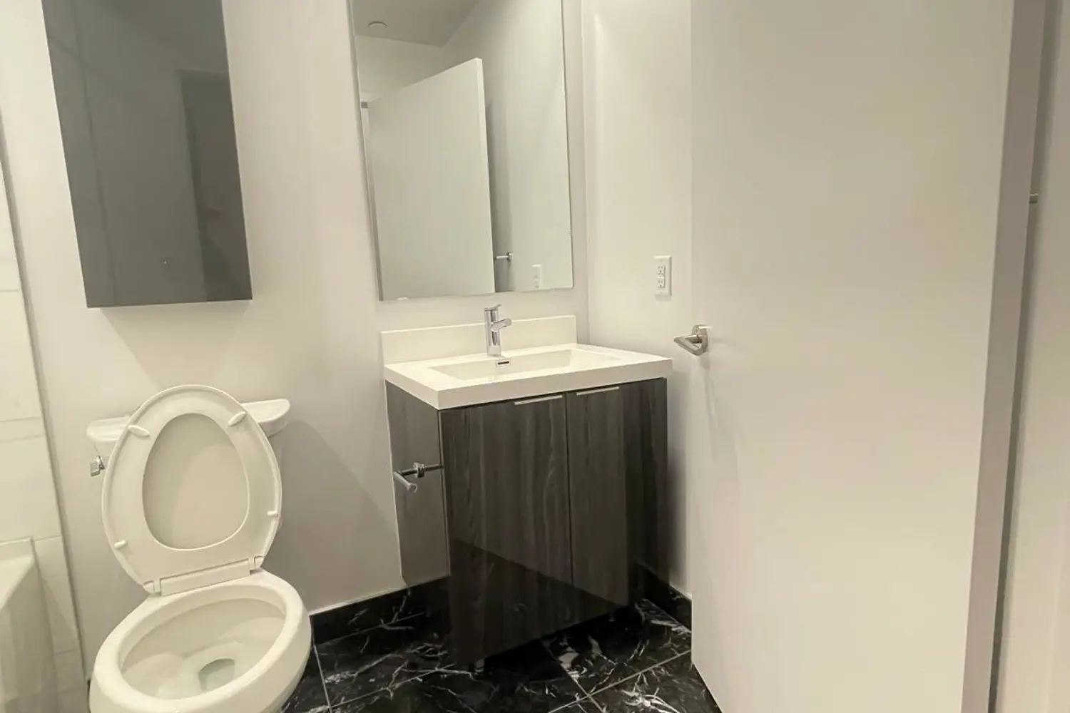 Additional image 7 of 20 O'neill Road 235