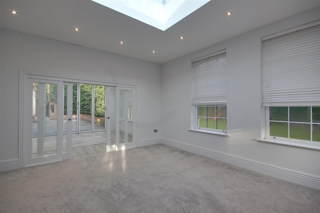 Additional image 13 of 4 bed detached house for salePark Lane, Swanland HU14