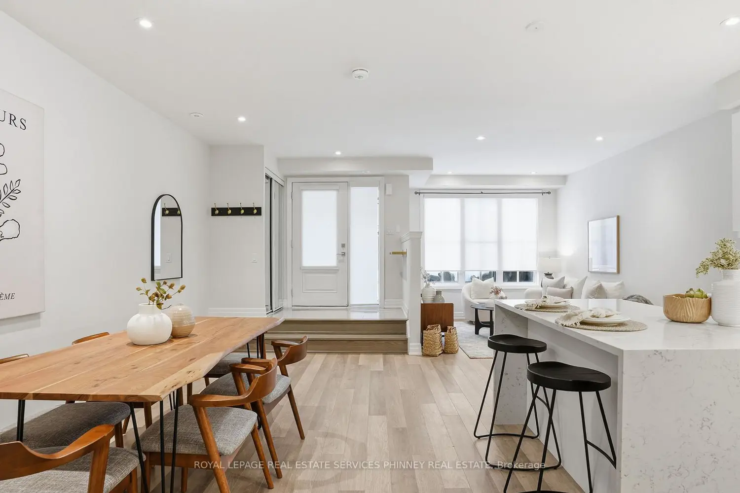 Additional image 3 of 652 Cricklewood Drive 201