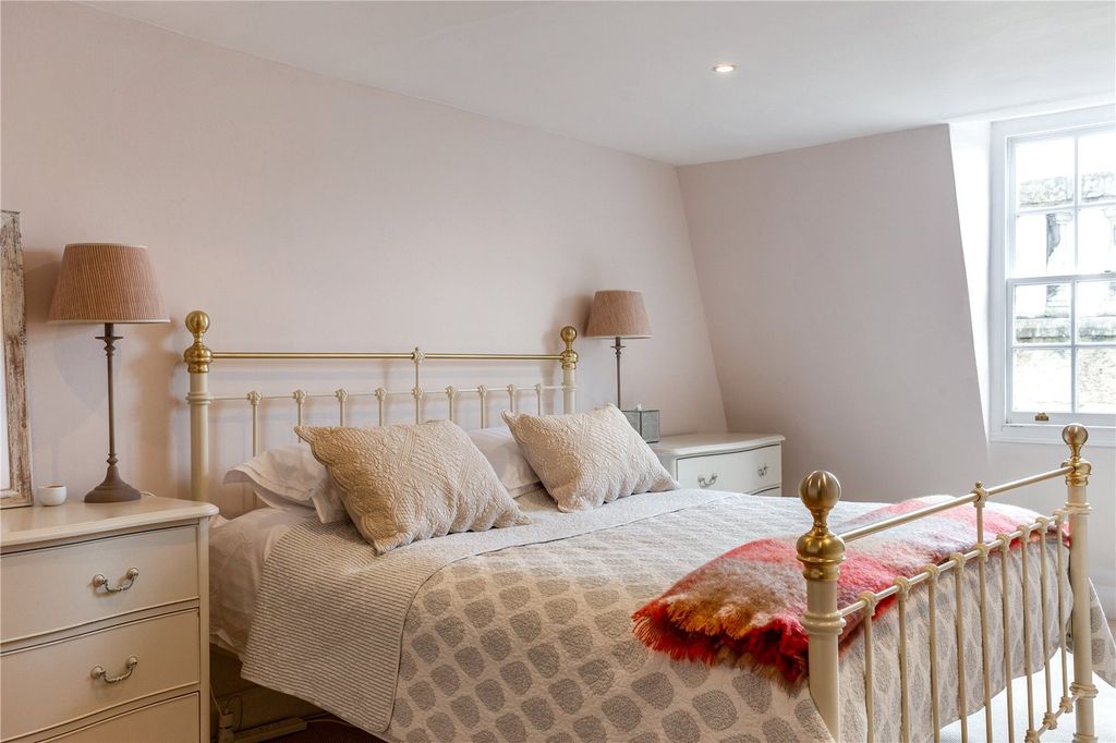 Additional image 14 of 3 bed flat for saleRoyal Crescent, Bath BA1