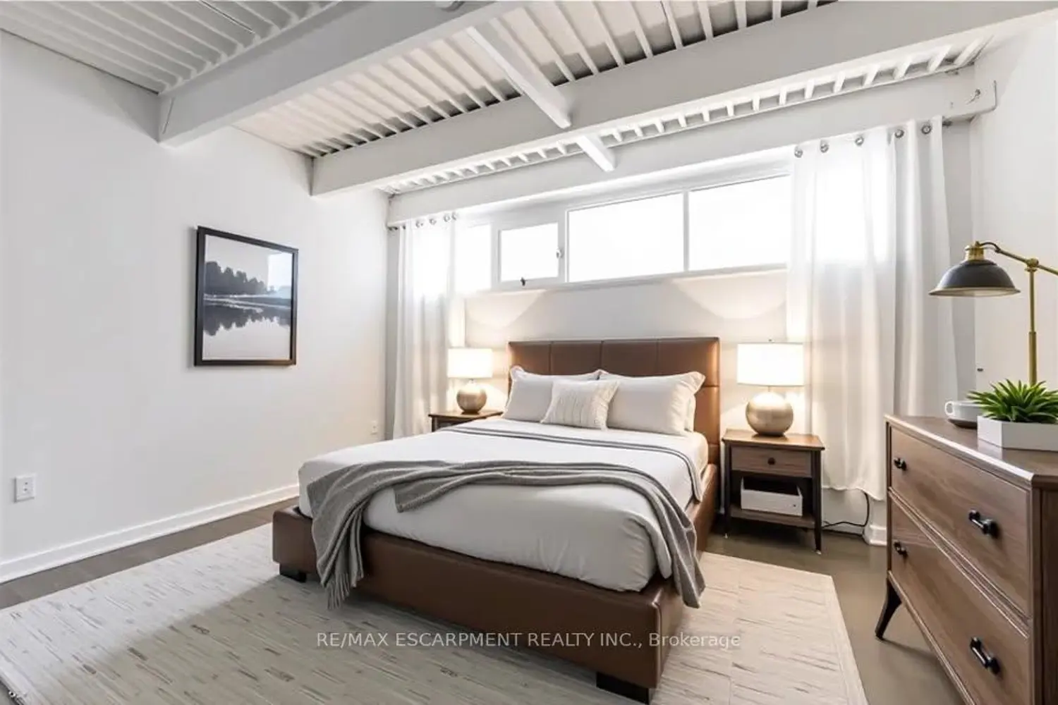 Additional image 18 of 66 Bay Street #106