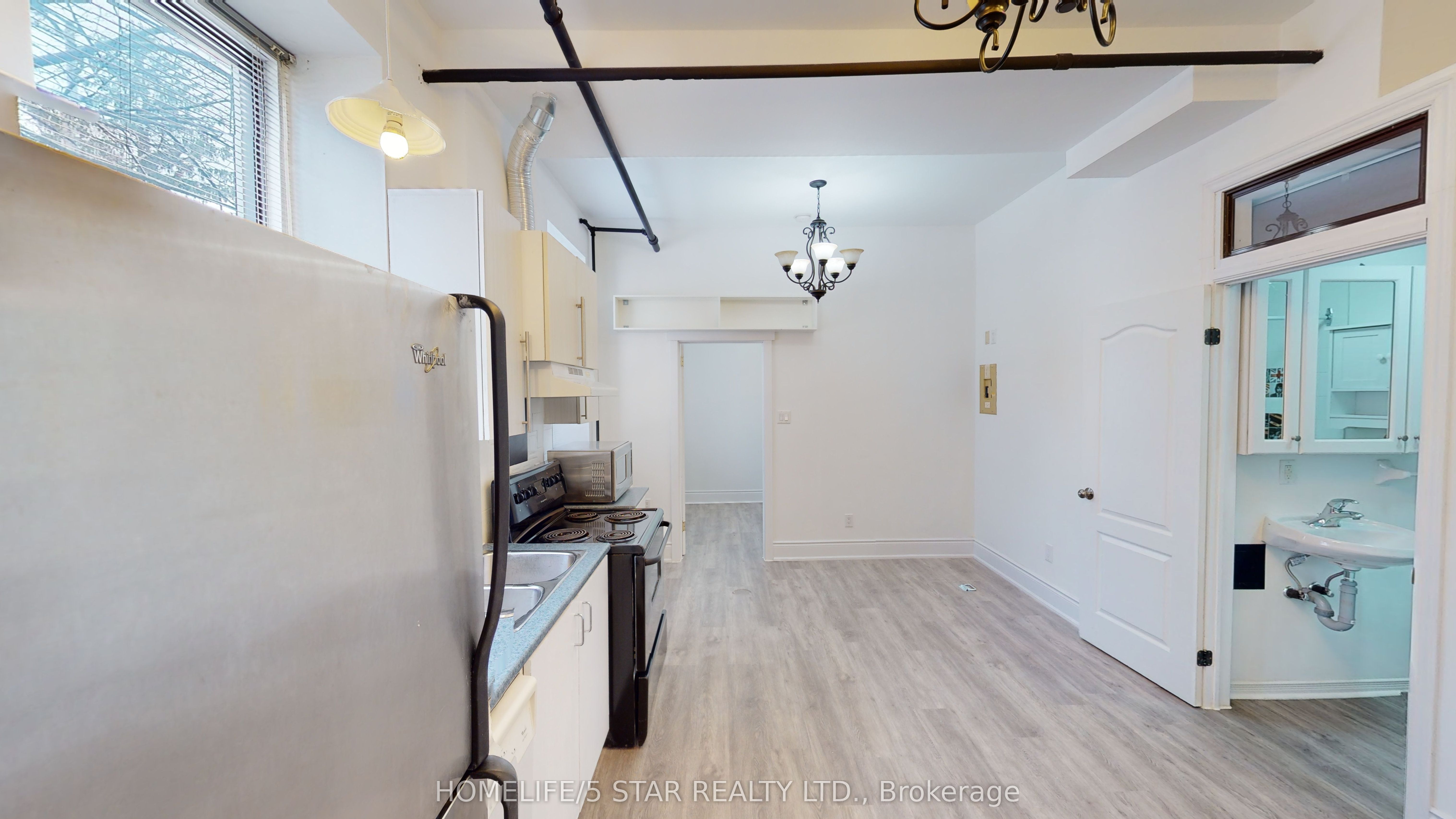 Additional image 4 of 201-1152 Gerrard Street E, Toronto, ON, M4L 1Y2