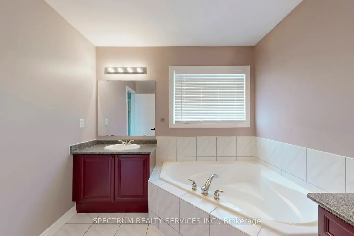 Additional image 13 of 8 Westacott Avenue