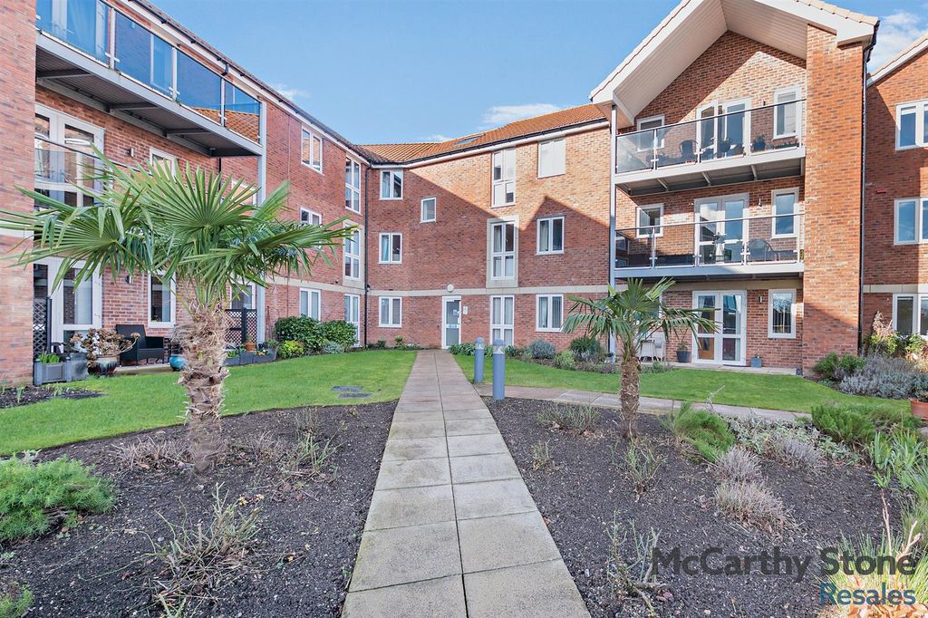 Additional image 10 of 1 bed flat for saleAndrews Court, Molescroft Road, Beverley HU17
