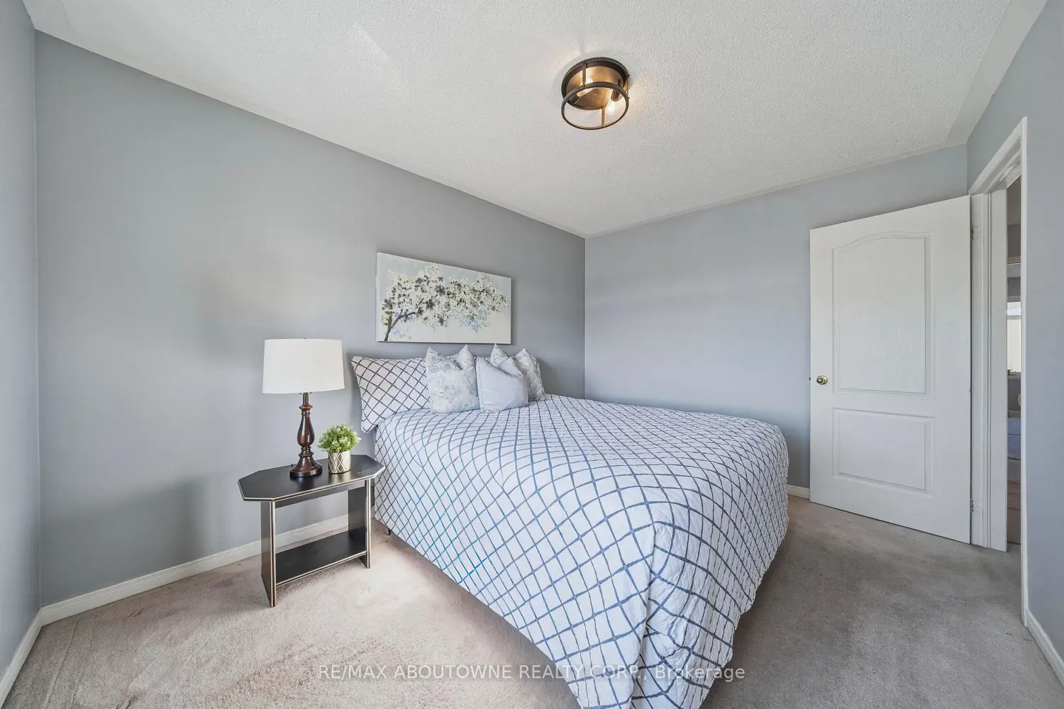 Additional image 12 of 23 Arabia Gate