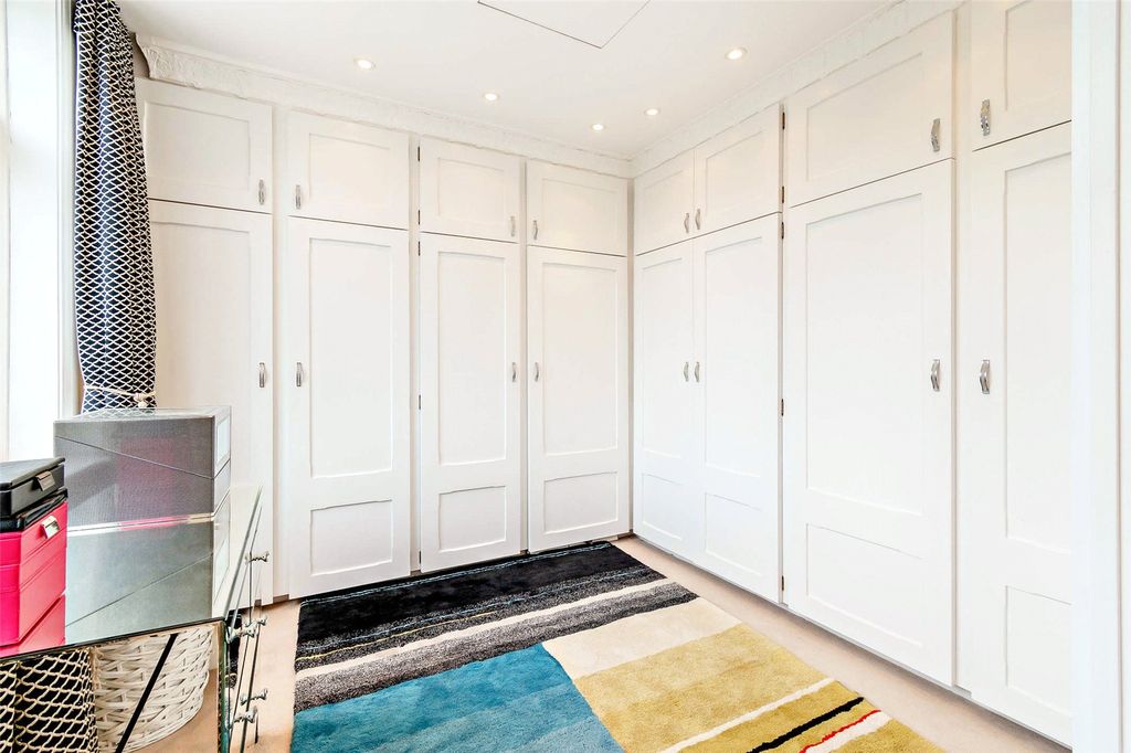 Additional image 13 of 7 bed detached house for saleFishery Road, Maidenhead, Berkshire SL6