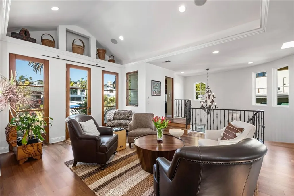 Additional image 22 of 926 Duncan Avenue, Manhattan Beach, CA 90266