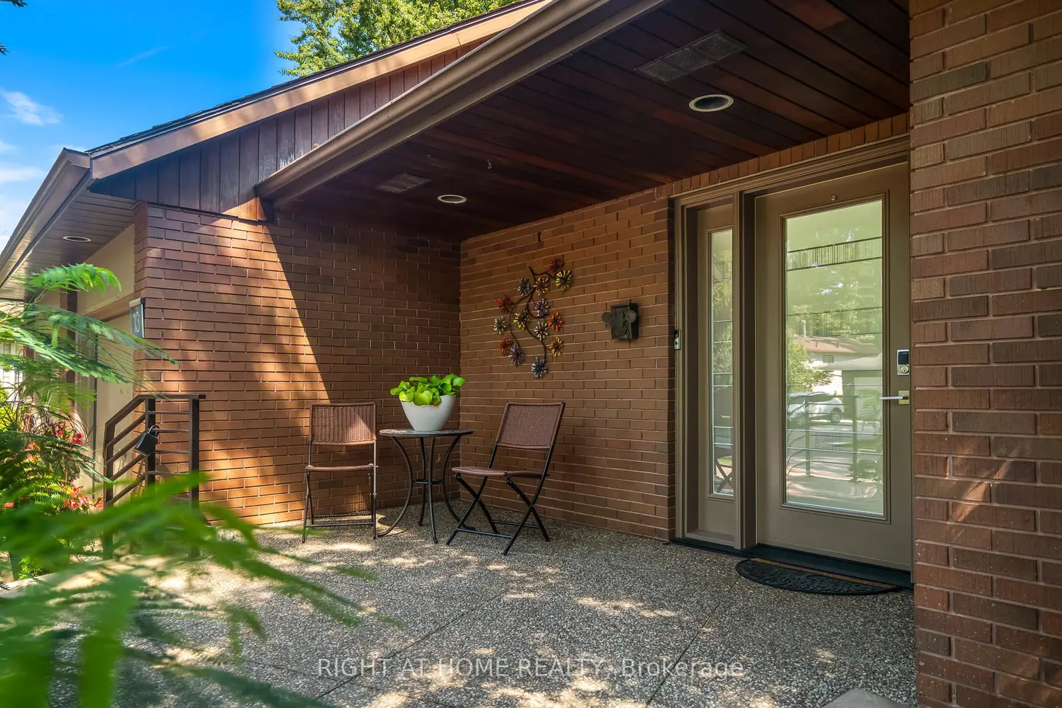 13 Oak Drive photo 3