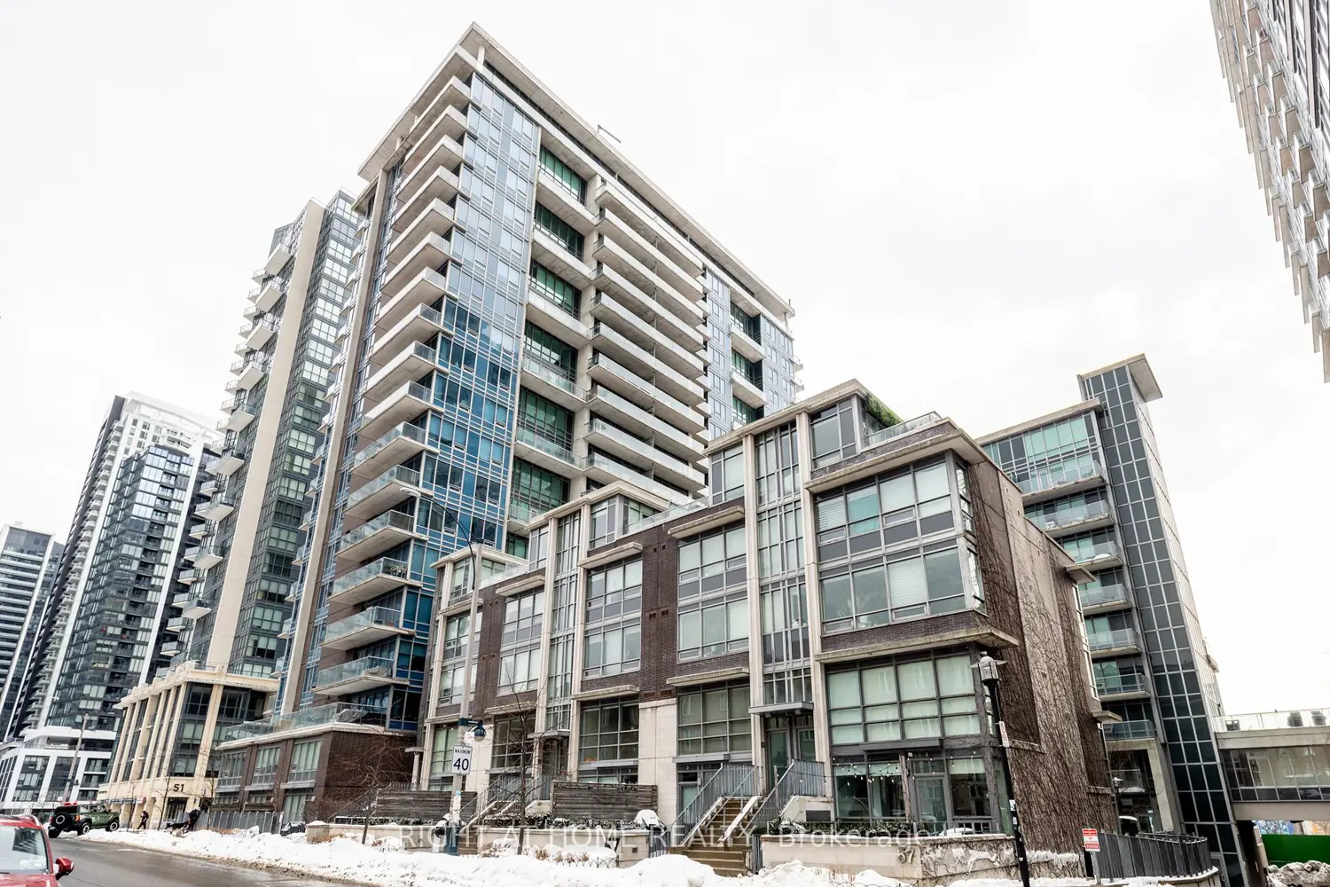 Additional image 14 of 55 East Liberty Street 615