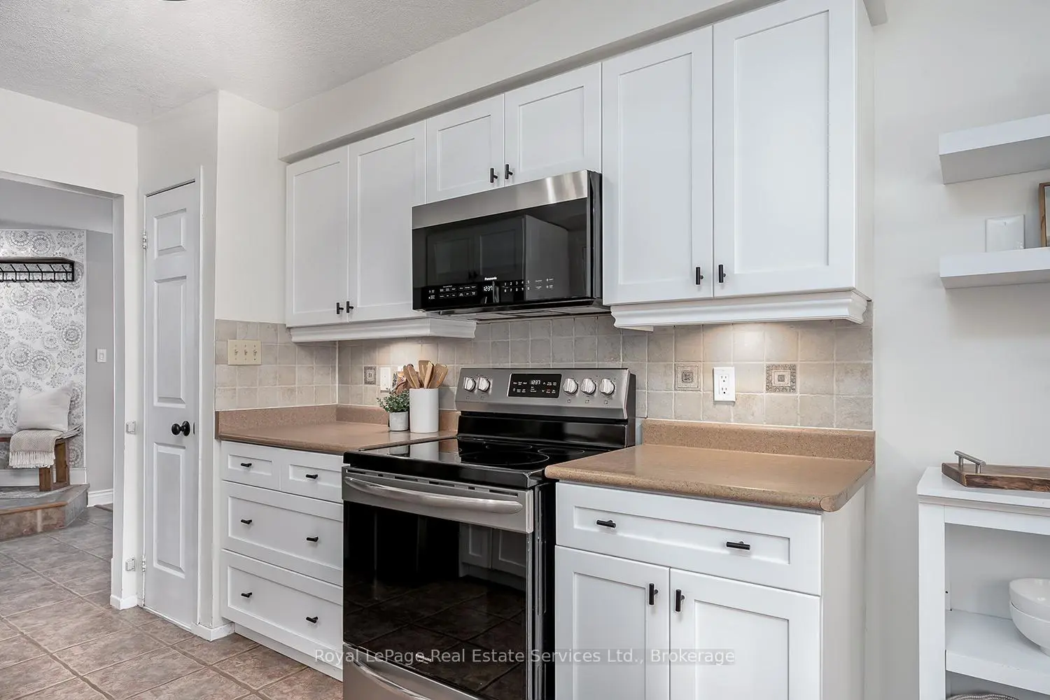 Additional image 3 of 1544 Greenbriar Drive