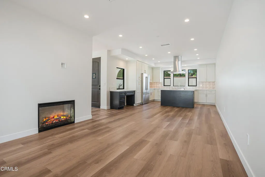 Additional image 6 of 136 N Oakview Drive Unit 102, Thousand Oaks, CA 91362