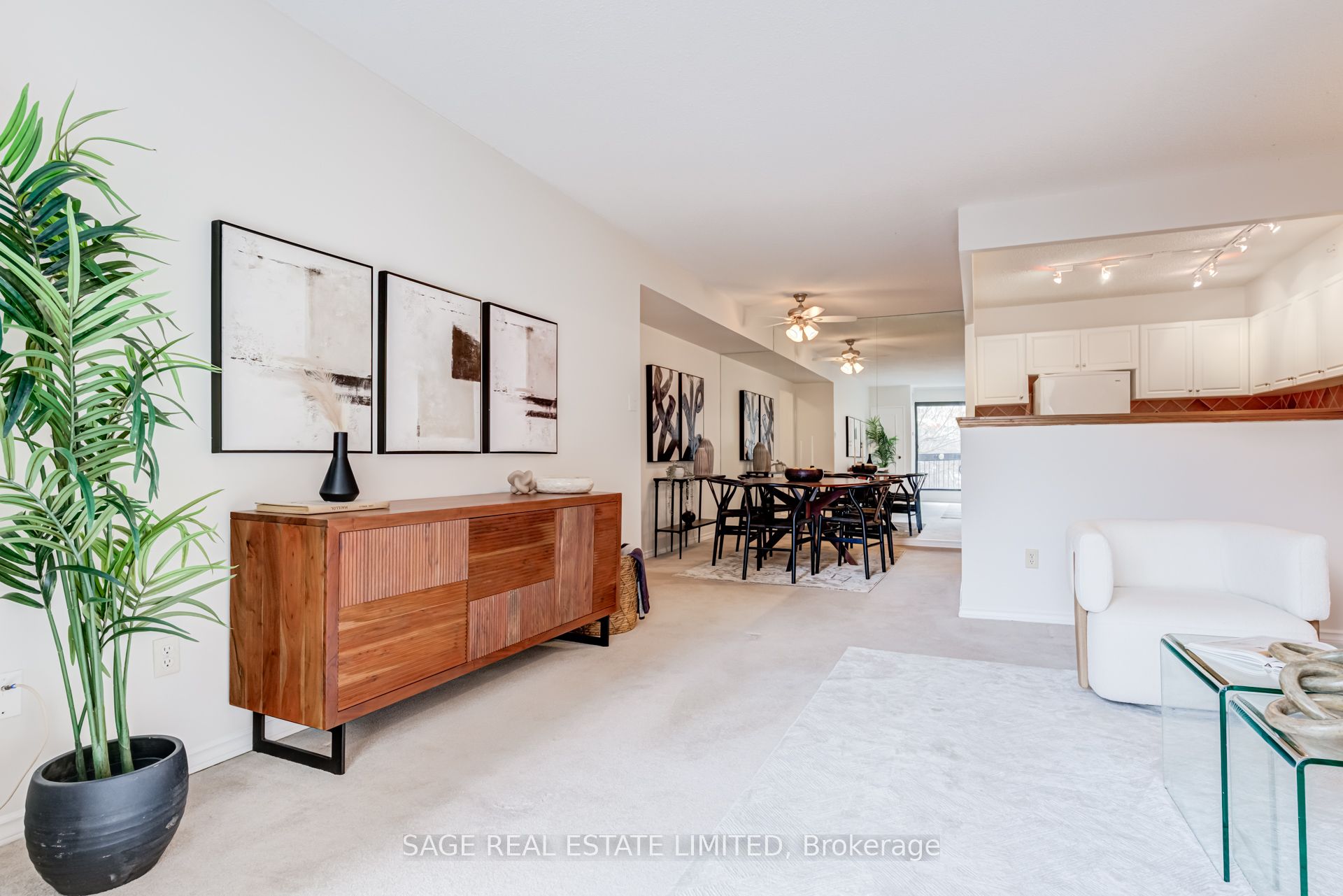 Additional image 3 of 503-212 St. George Street, Toronto, ON, M5R 2N5