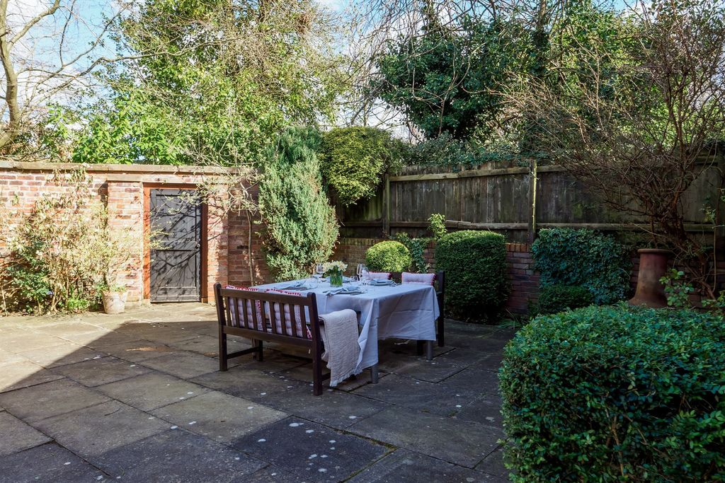 Additional image 28 of 3 bed flat for saleOakwood House, Beechfield Road, Alderley Edge SK9