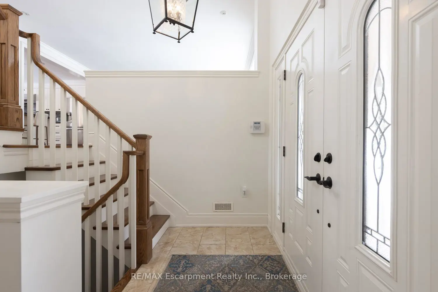 165 Walby Drive photo 2