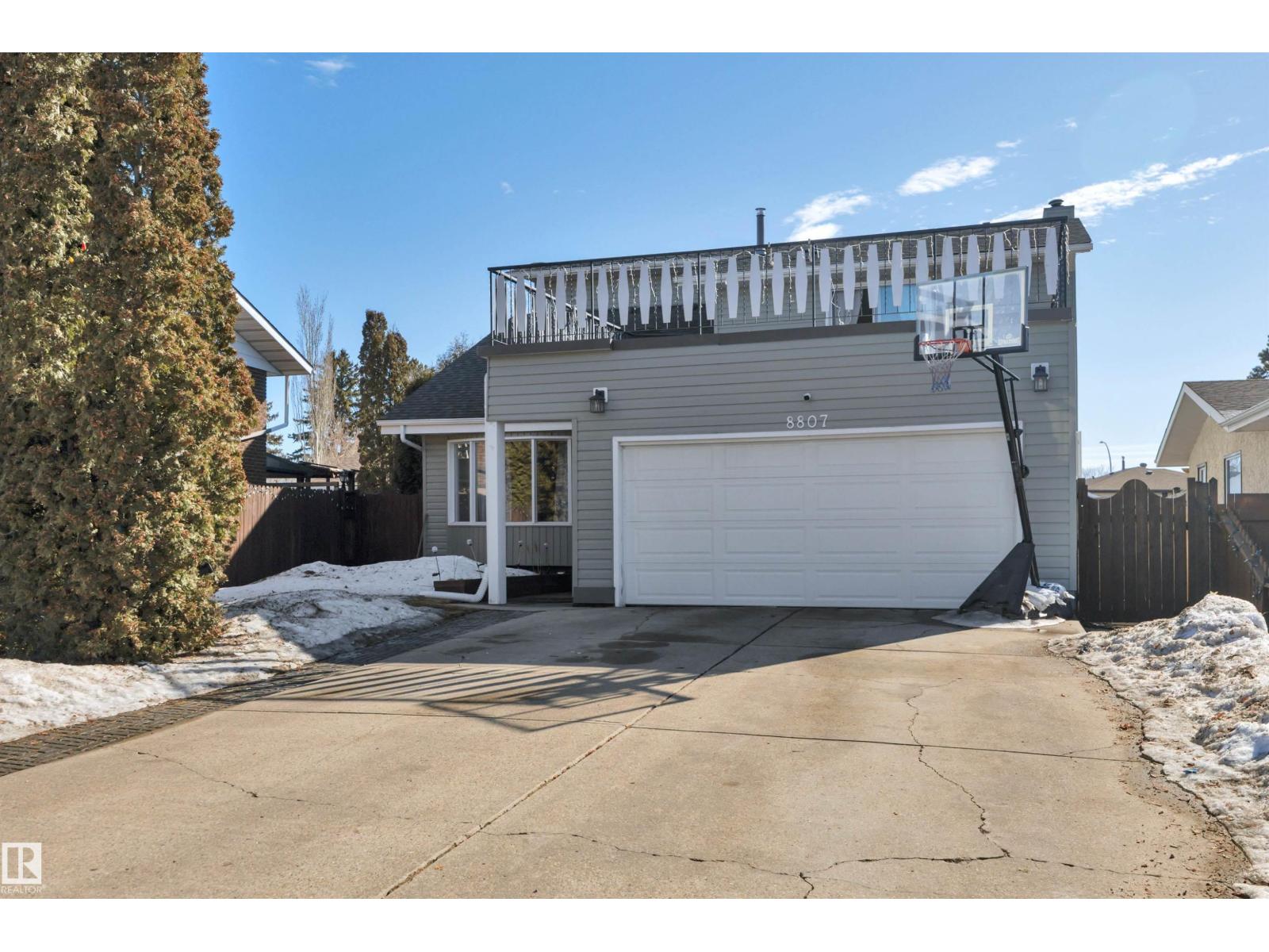 Additional image 2 of 8807 31 Avenue NW, Edmonton, AB, T6K3A7