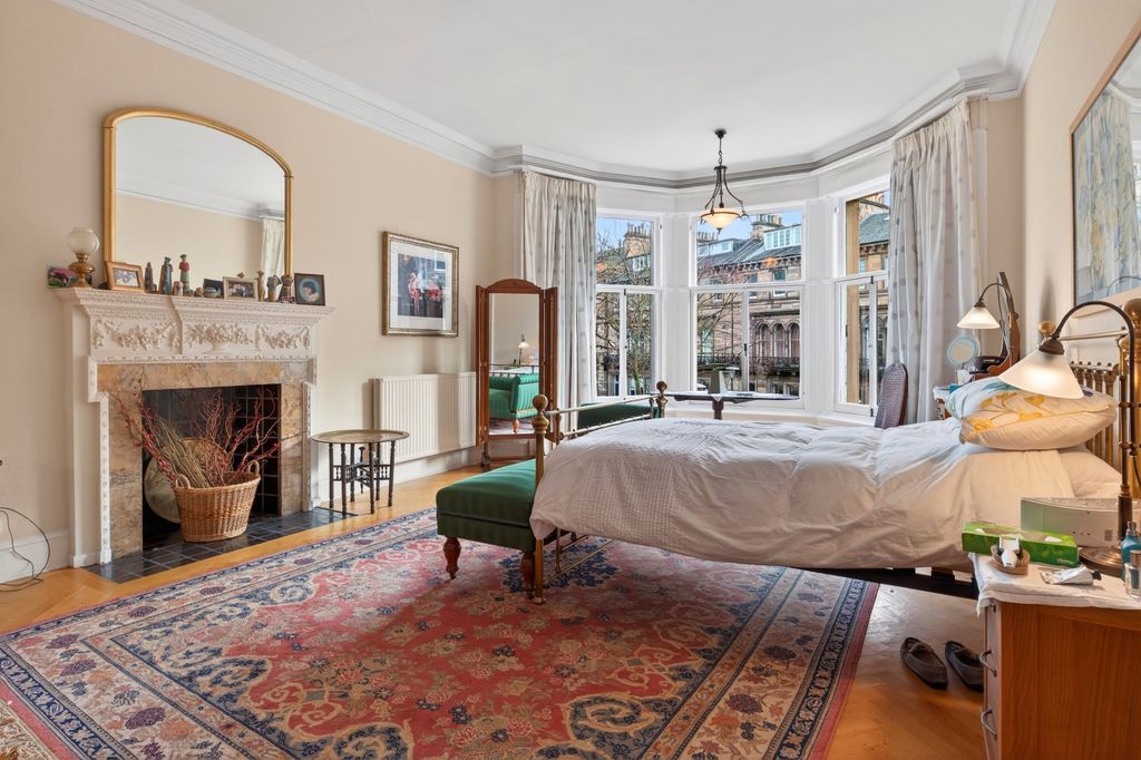 Additional image 12 of 4 bed flat for sale21 2 Rothesay Terrace, Edinburgh EH3