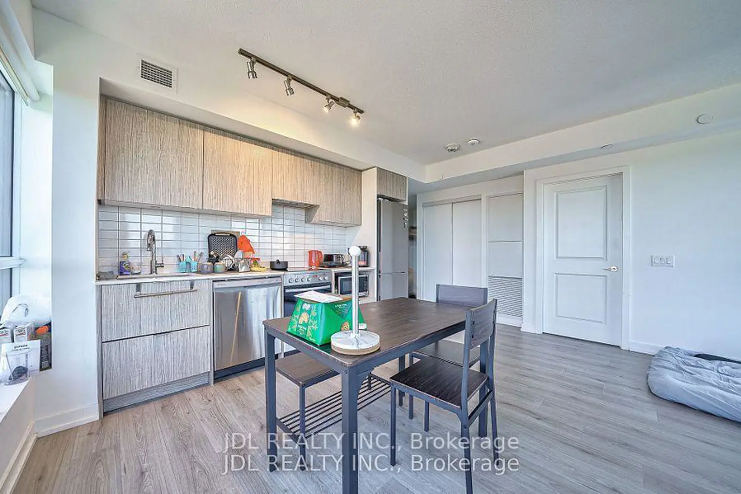 Additional image 20 of 395 Bloor Street 1608