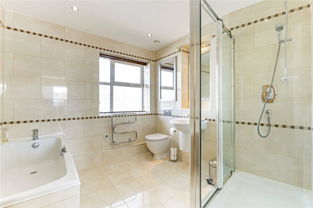 Additional image 11 of 2 bed flat for saleShore Road, Poole, Dorset BH13