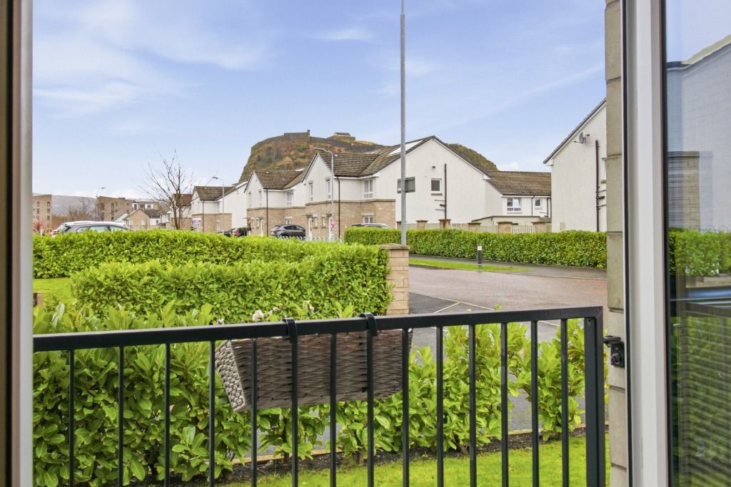 Additional image 22 of 2 bed flat for saleCastlegate Avenue, Dumbarton, West Dunbartonshire G82