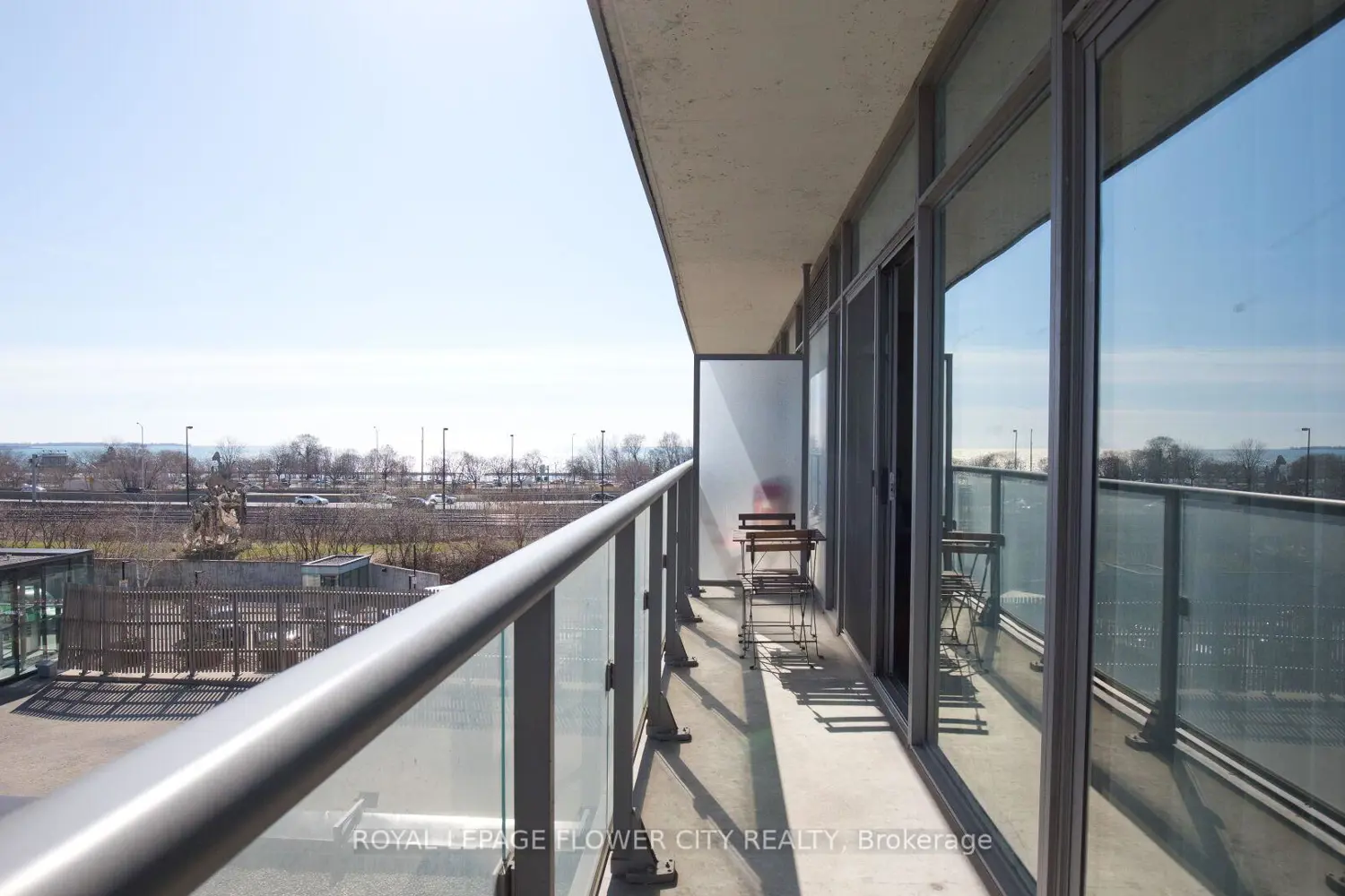 Additional image 17 of 105 The Queensway Avenue 415