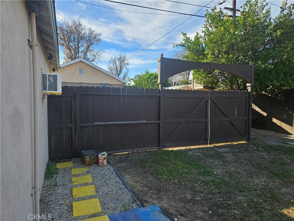 Additional image 93 of 6907 White Oak Ave, Reseda, CA 91335