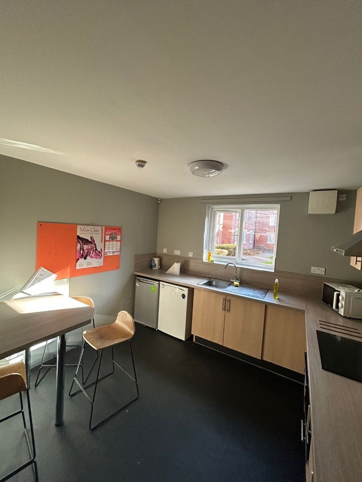 Additional image 3 of Room in a Shared House, Liberty Court, B5, B5 7QF