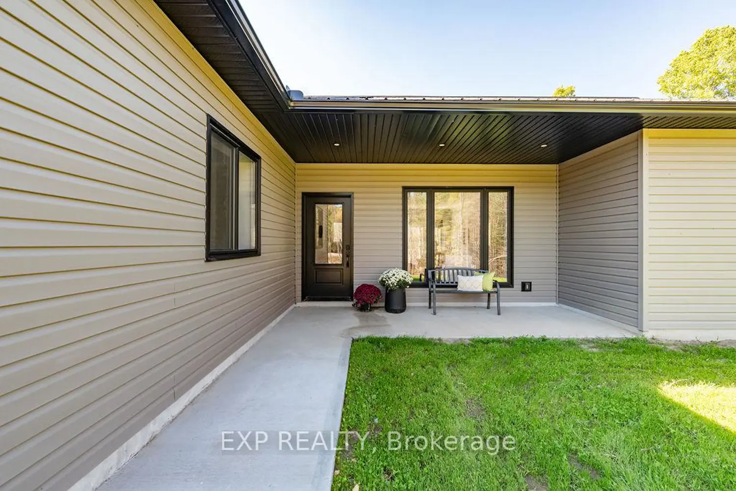 Additional image 3 of 2394A Hwy 132 Highway