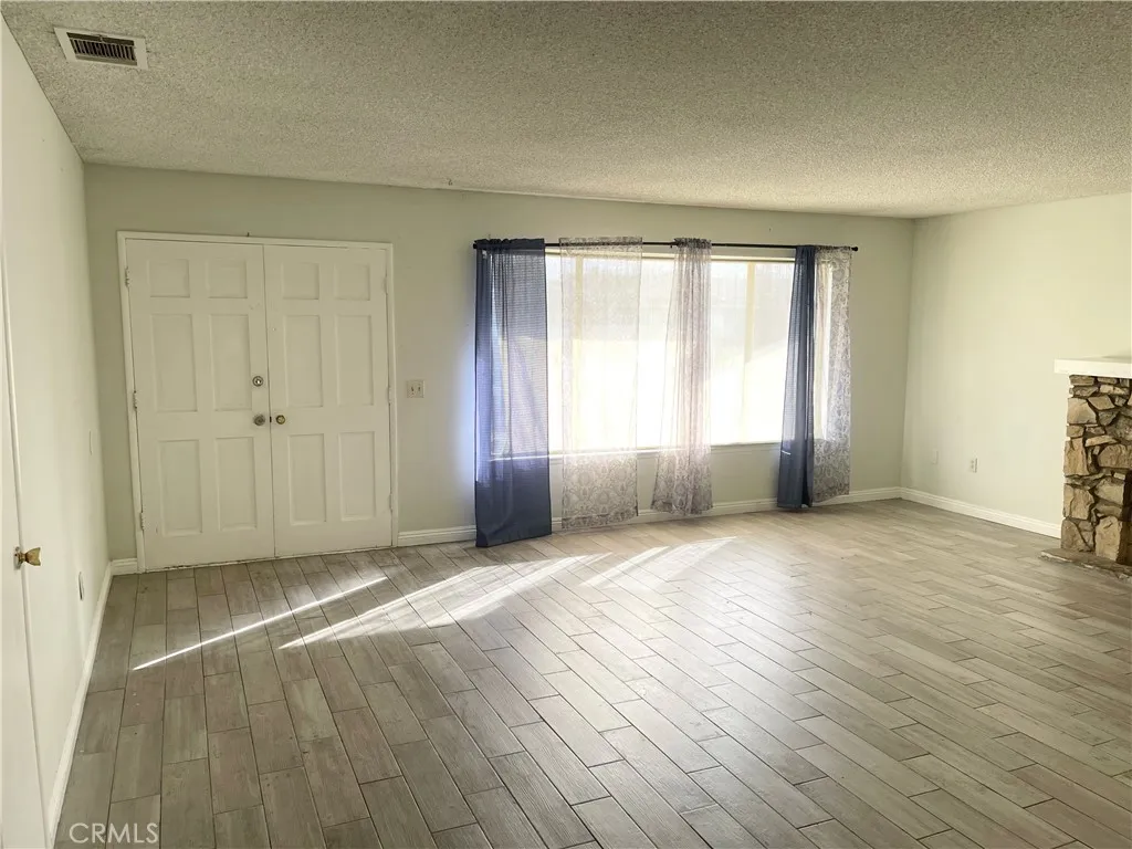 Additional image 7 of 830 W Rosewood Street, Rialto, CA 92376