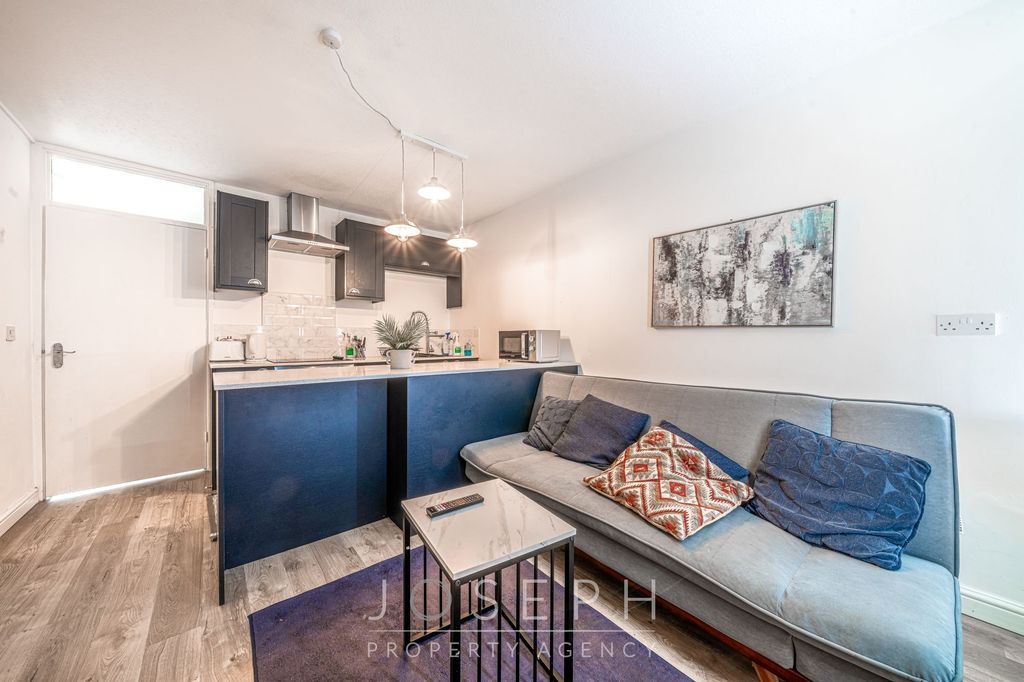 Additional image 10 of 26 bed property for saleLacey Street, Ipswich IP4