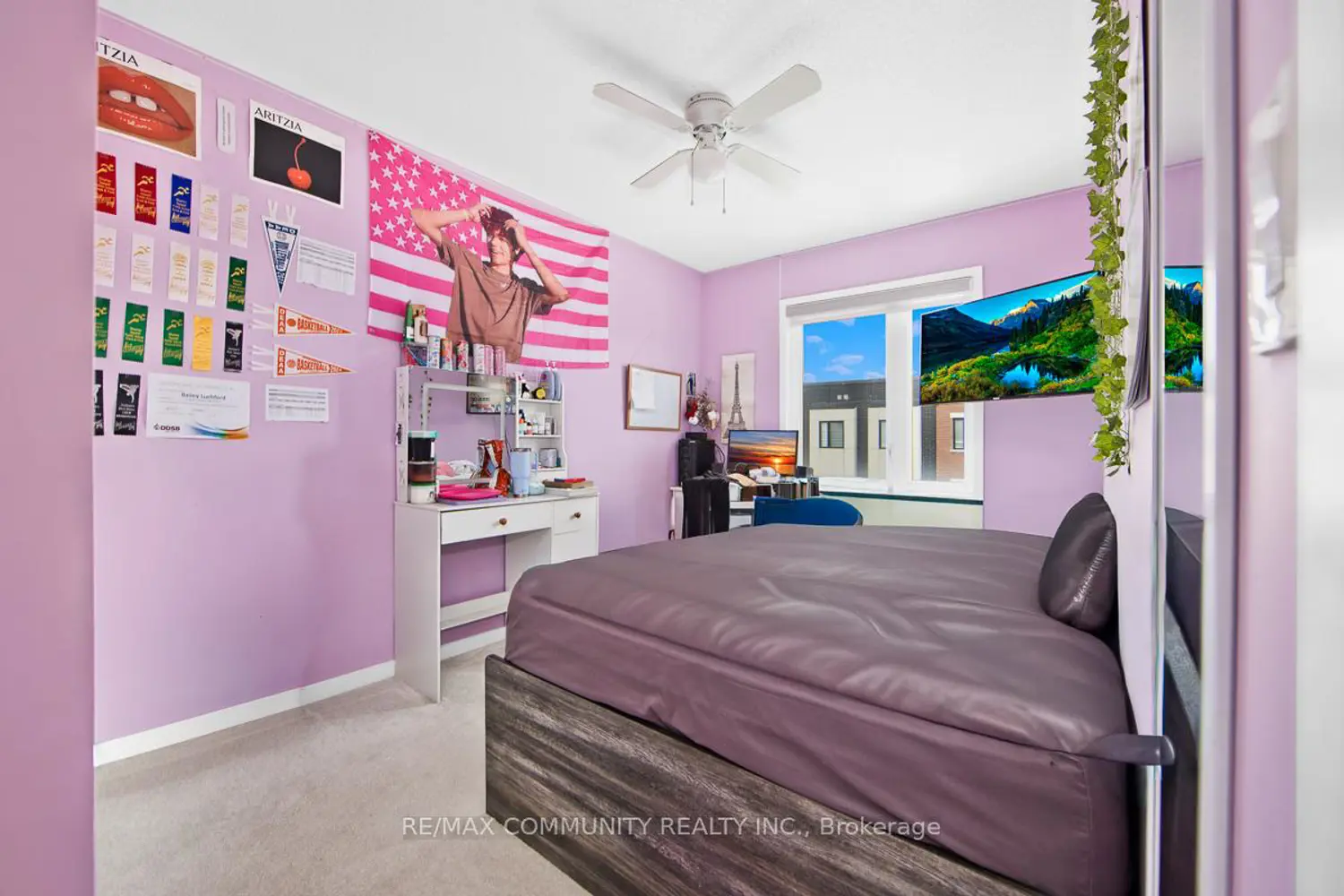 Additional image 16 of 984 Kicking Horse Path