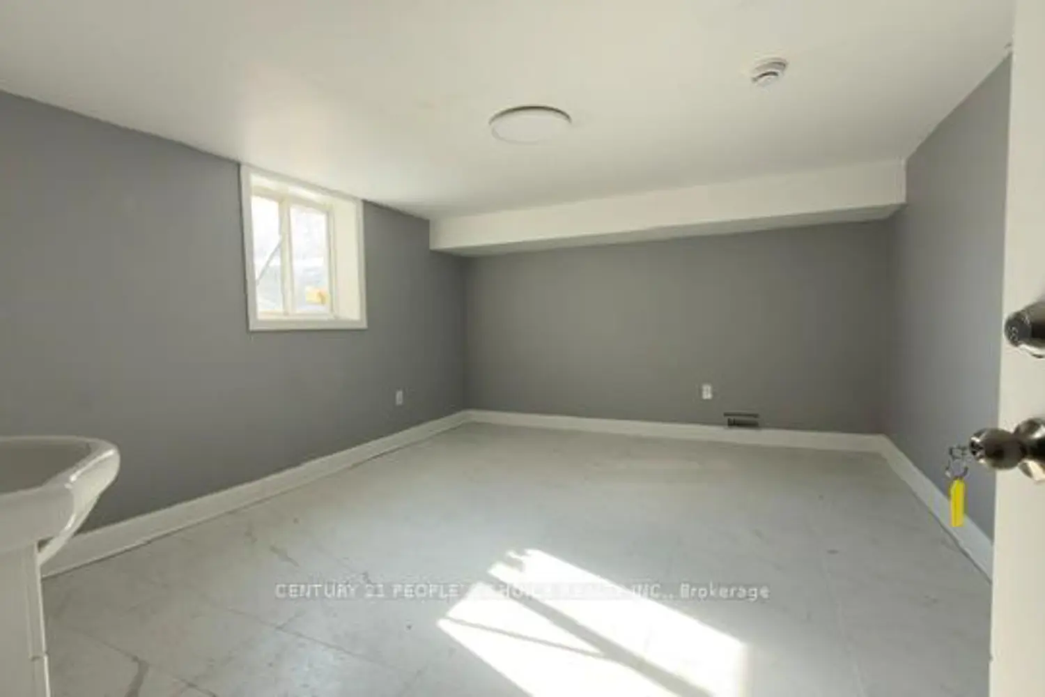 Additional image 13 of 273 Thompson Road