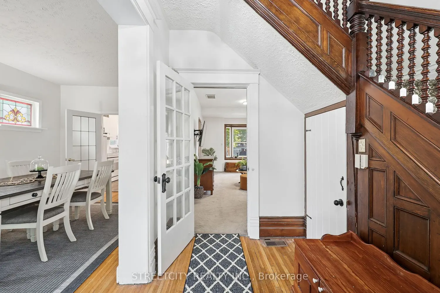 Additional image 3 of 8 Bellevue Avenue