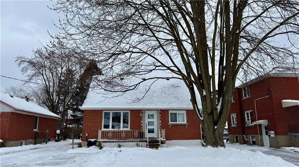 162 Ninth Avenue, Kitchener, ON, N2C 1T1