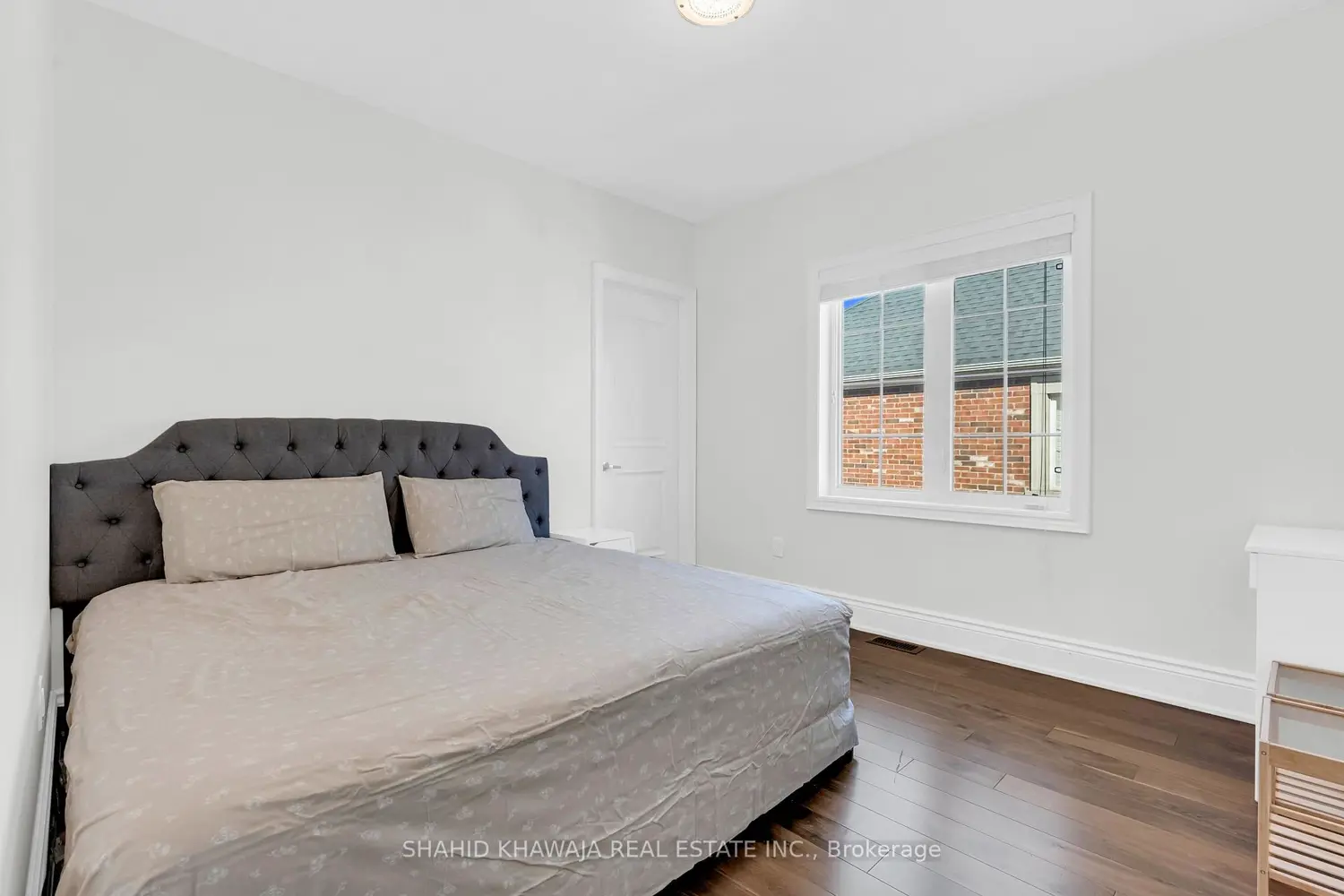 Additional image 12 of 5063 Summersky Court, Mississauga