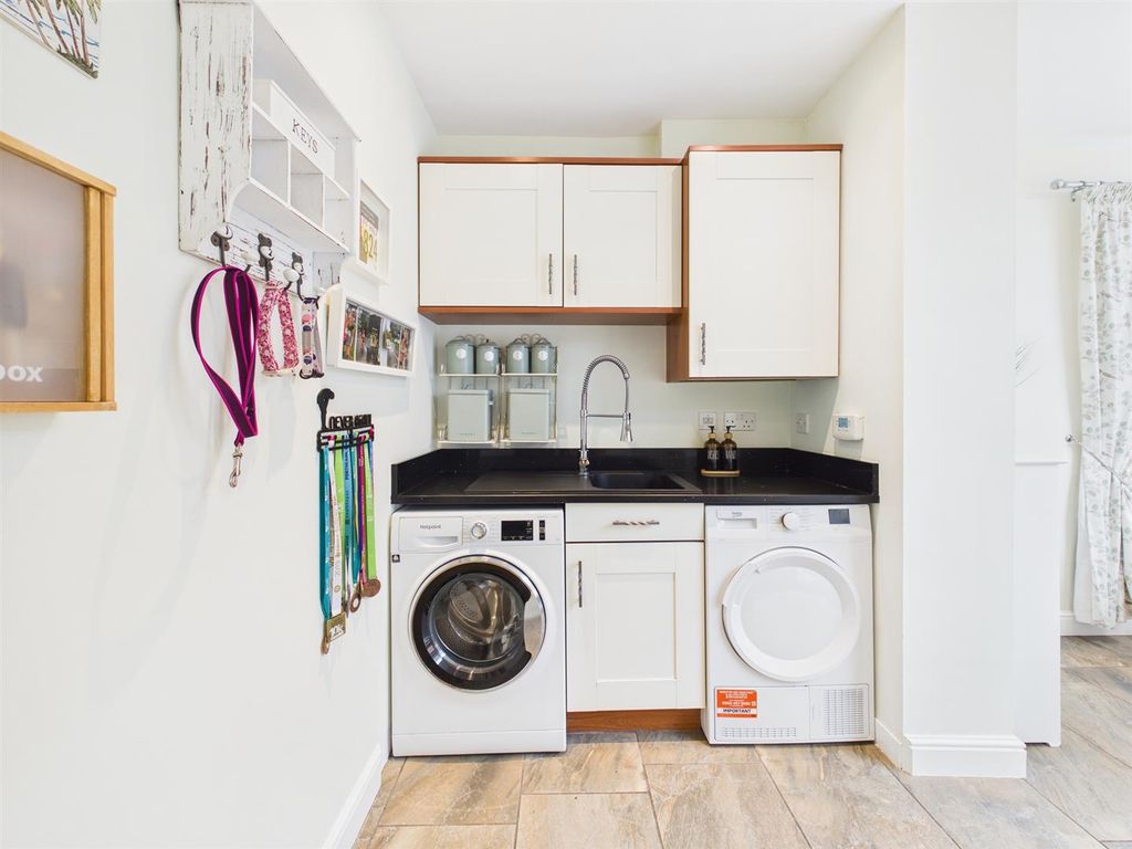 Additional image 24 of 5 bed detached house for saleSanderling Way, Porthcawl CF36