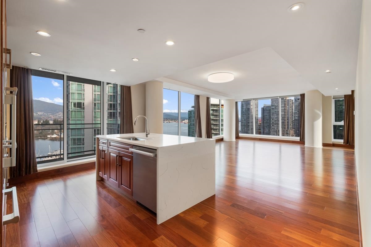 1502-1499 Pender Street W, Vancouver, BC, V6G 2T1