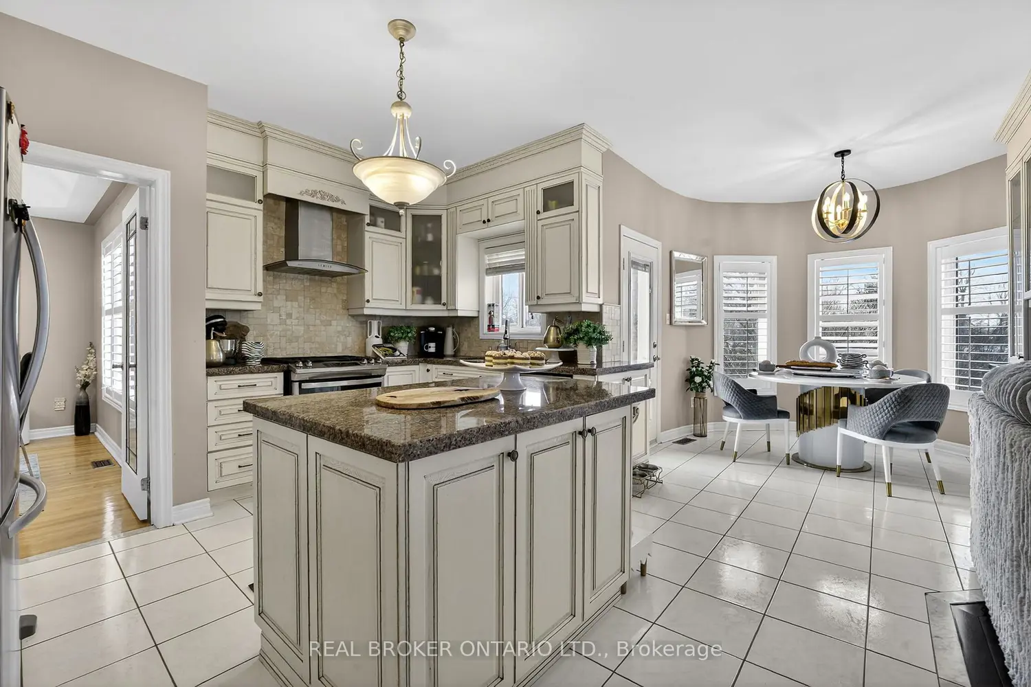 Additional image 4 of 39 Pinebrook Circle