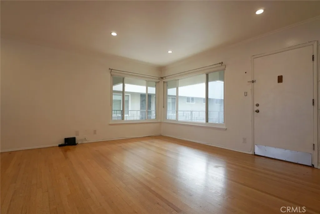 Additional image 8 of 2105 E Ocean Blvd Unit 19, Long Beach, CA 90803