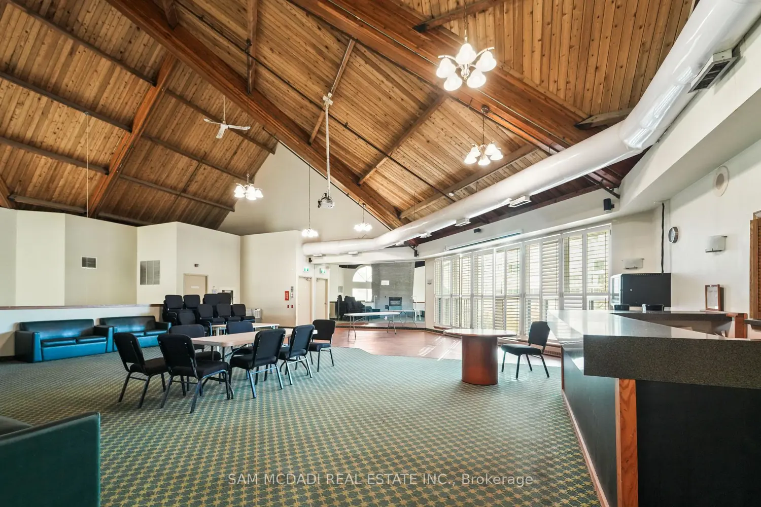 Additional image 18 of 2177 Burnhamthorpe Road 1807