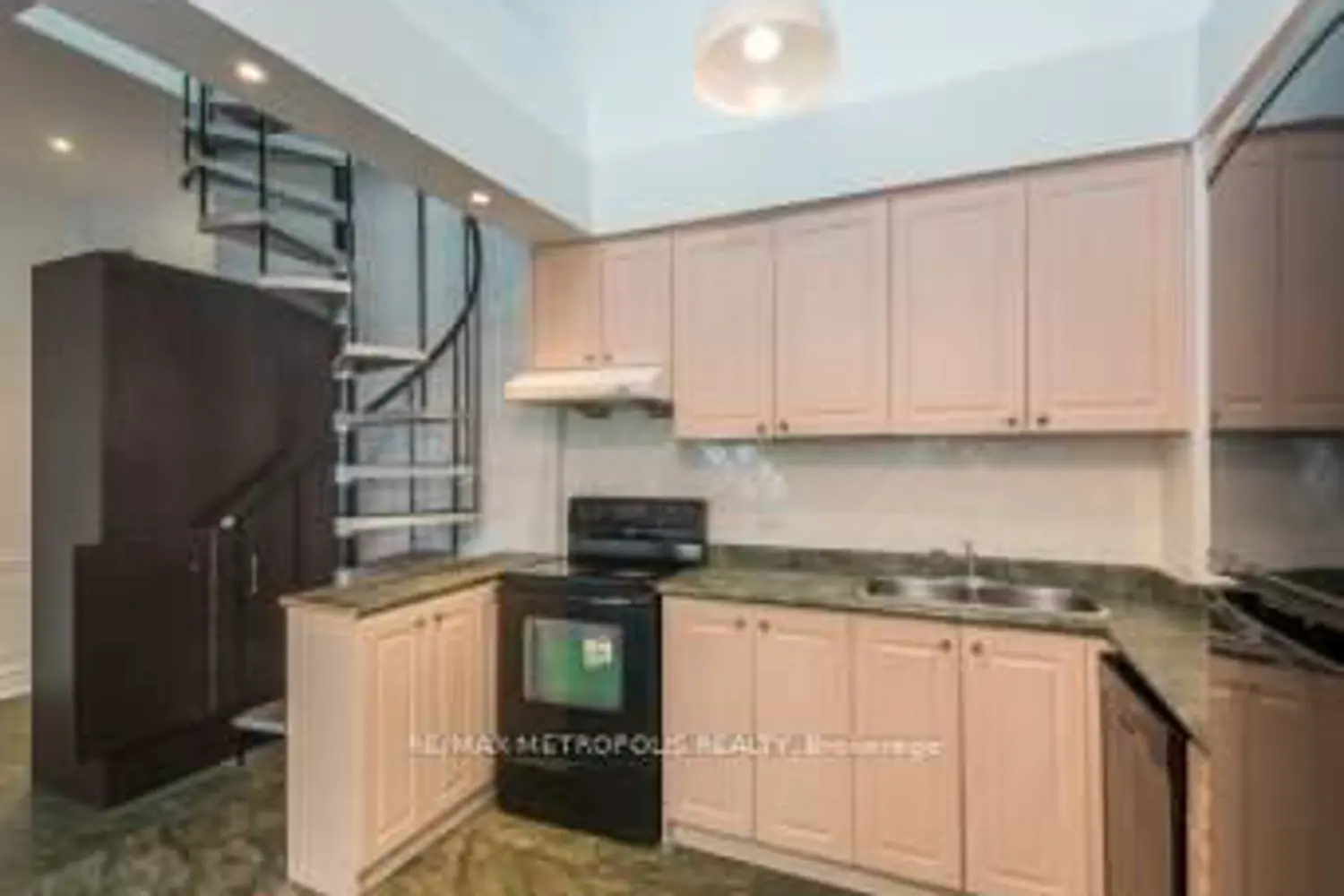 Additional image 11 of 39 Kimbercroft Court Ph810