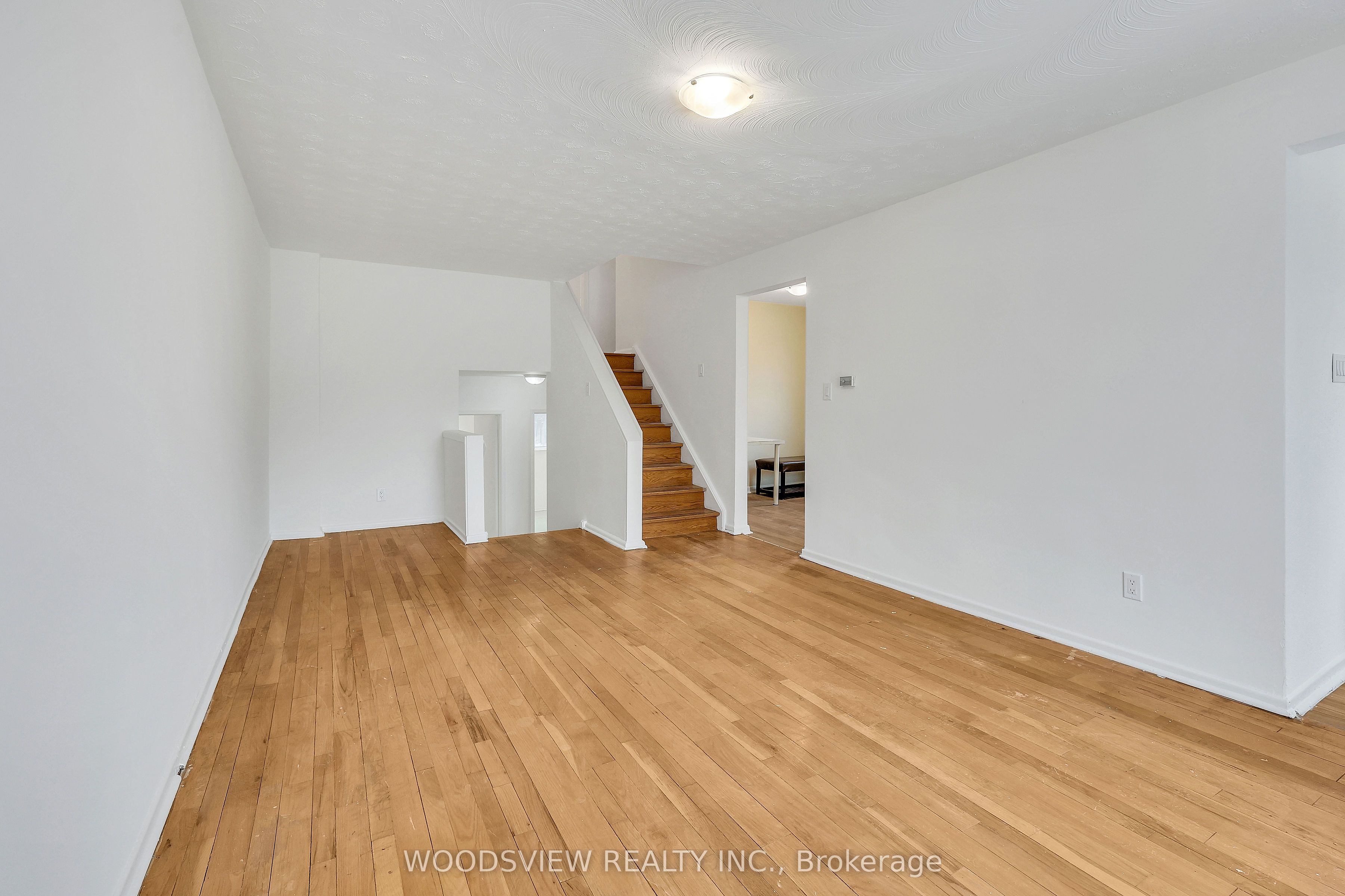 Additional image 2 of 56 Lightwood Drive, Toronto, ON, M9V 2Z2