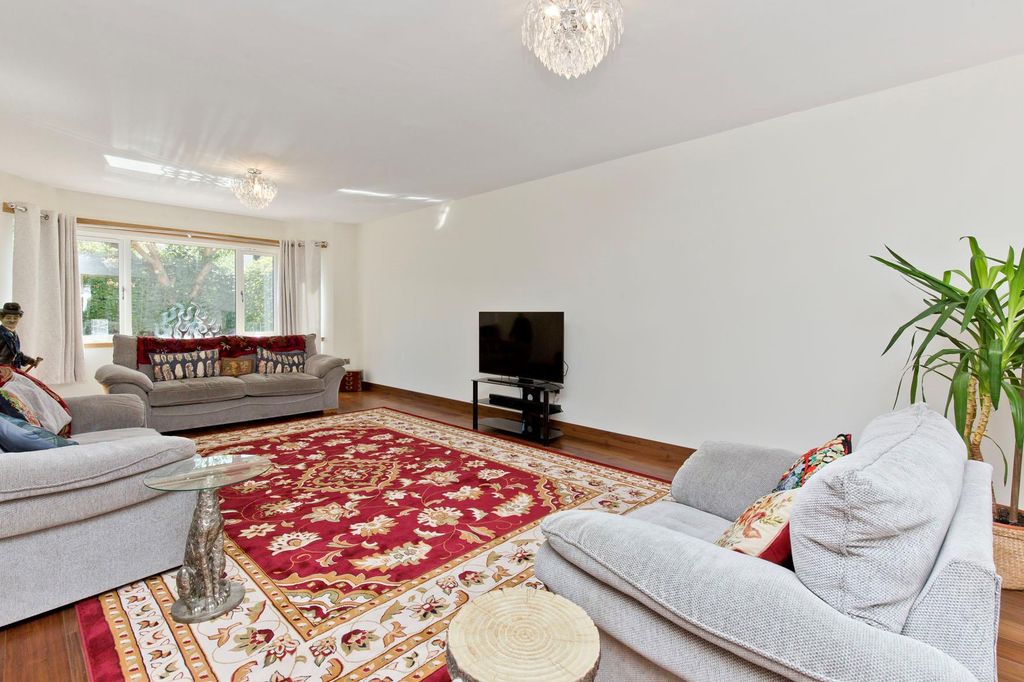 Additional image 7 of 10 bed detached house for saleBraehead Road, Edinburgh EH4